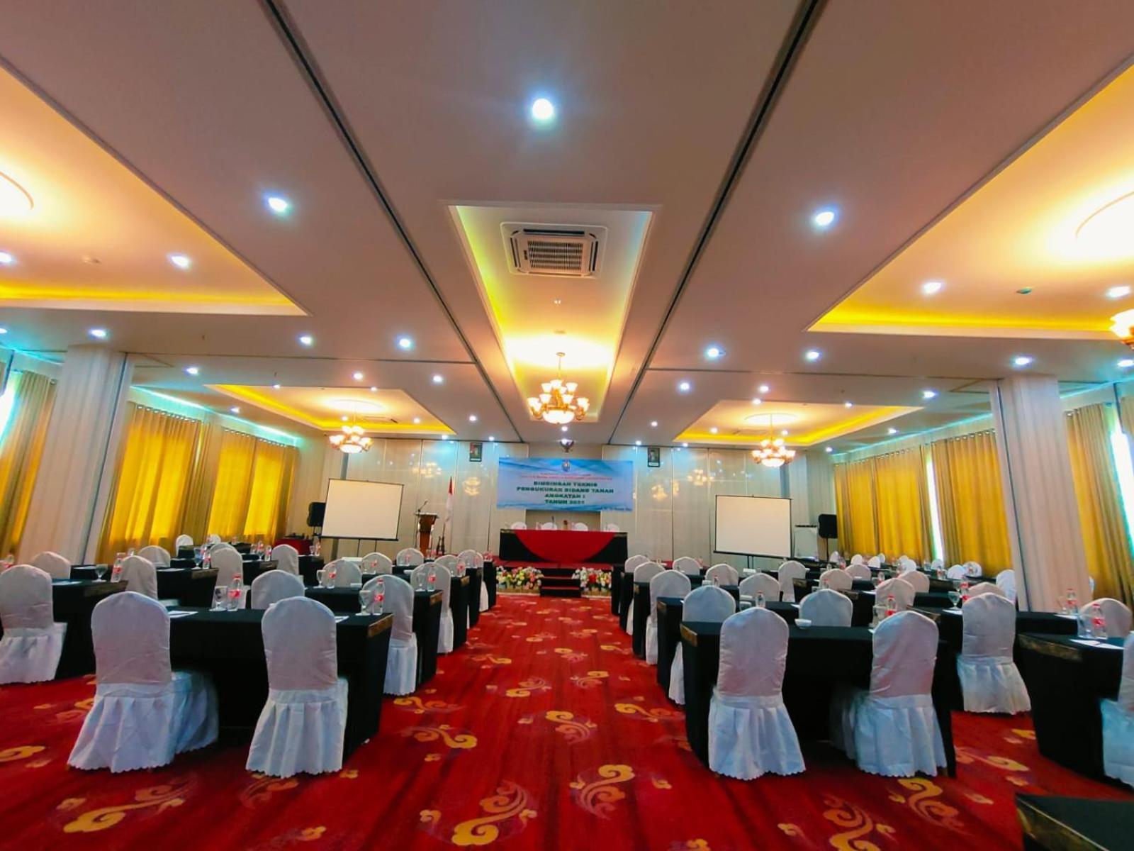 Sindoro Hotel Cilacap By Conary 外观 照片