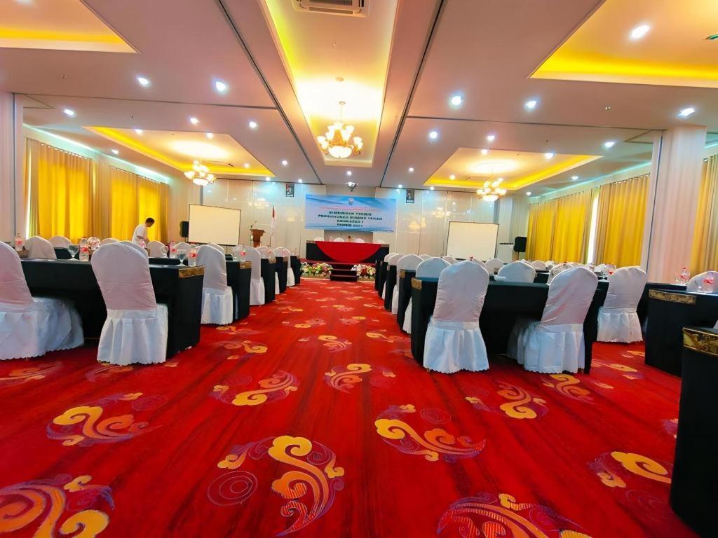 Sindoro Hotel Cilacap By Conary 外观 照片