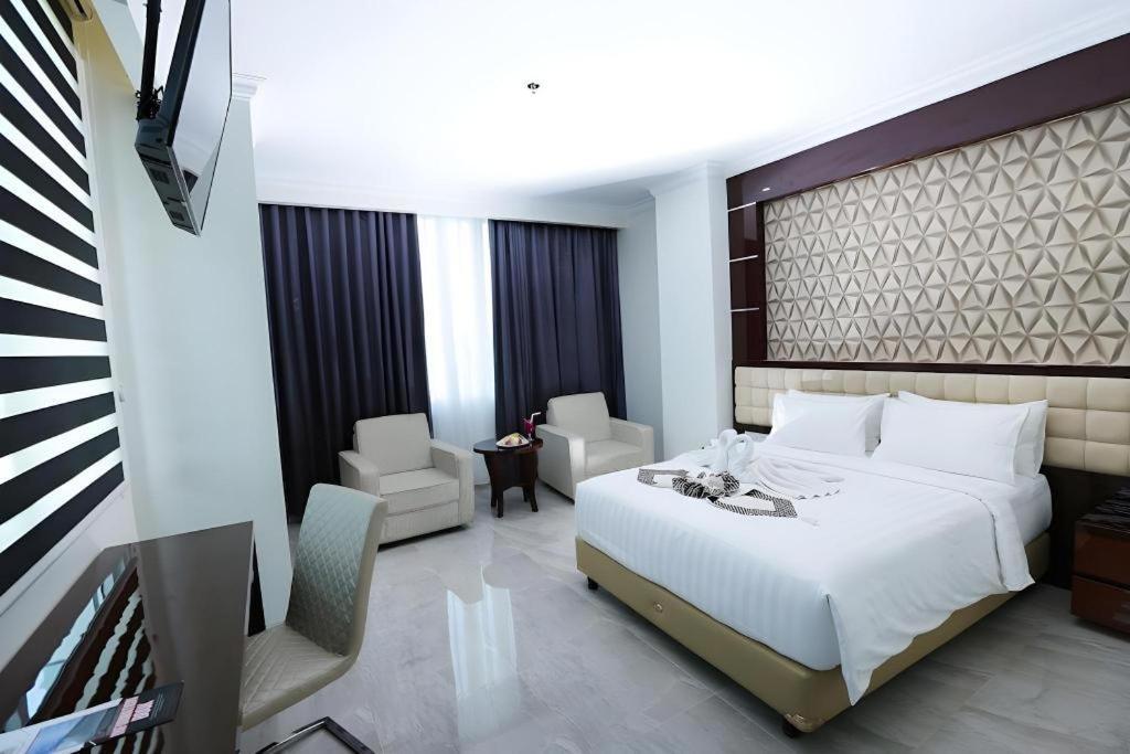 Sindoro Hotel Cilacap By Conary 外观 照片